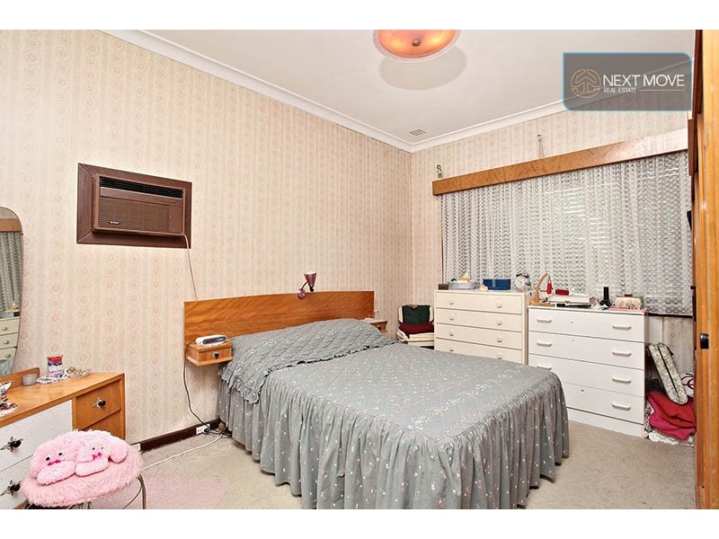 33 Wheyland St, Willagee WA 6156