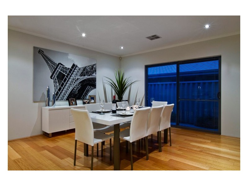 27 Keppell St, Willagee WA 6156