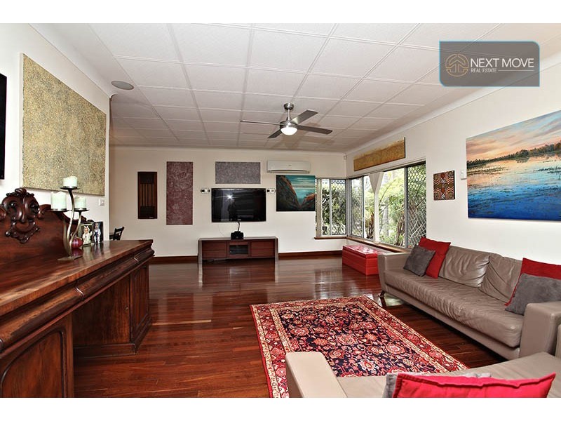 4 Gough Place, Booragoon WA 6154