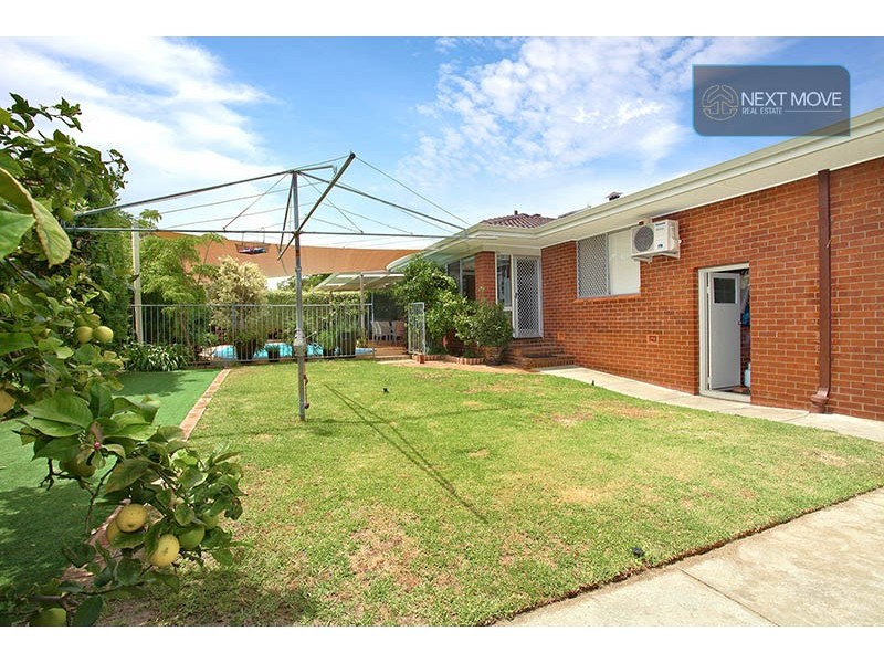 4 Gough Place, Booragoon WA 6154