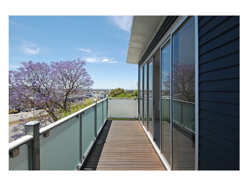 195 Leach Hwy, Willagee WA 6156