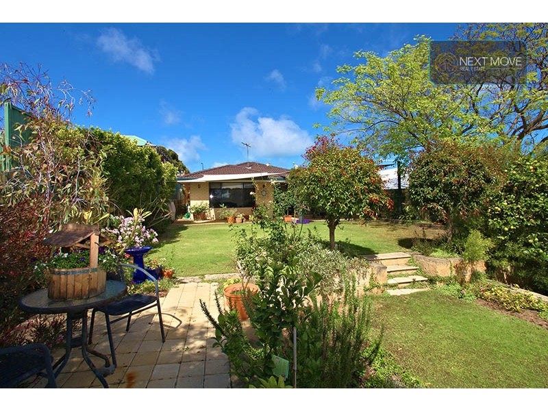 11 Kirby Street, Willagee WA 6156