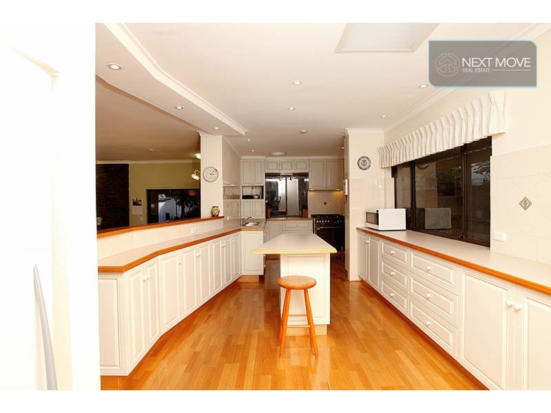 3 Maldon Way, Mount Pleasant WA 6153