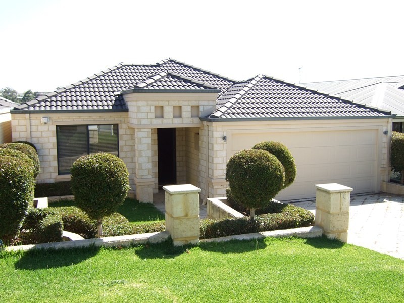 18 Danzil Street, Willagee WA 6156