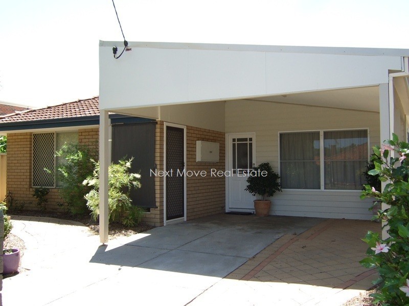 8 Murray Rd, Palmyra WA 6157