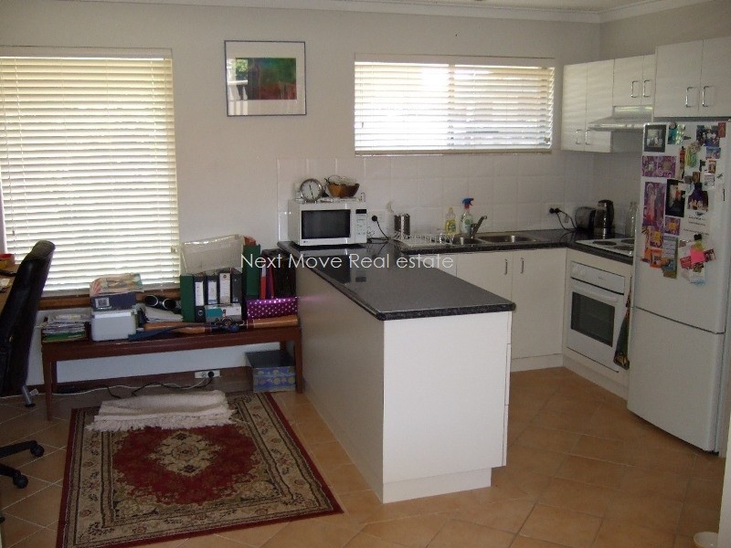 8 Murray Rd, Palmyra WA 6157
