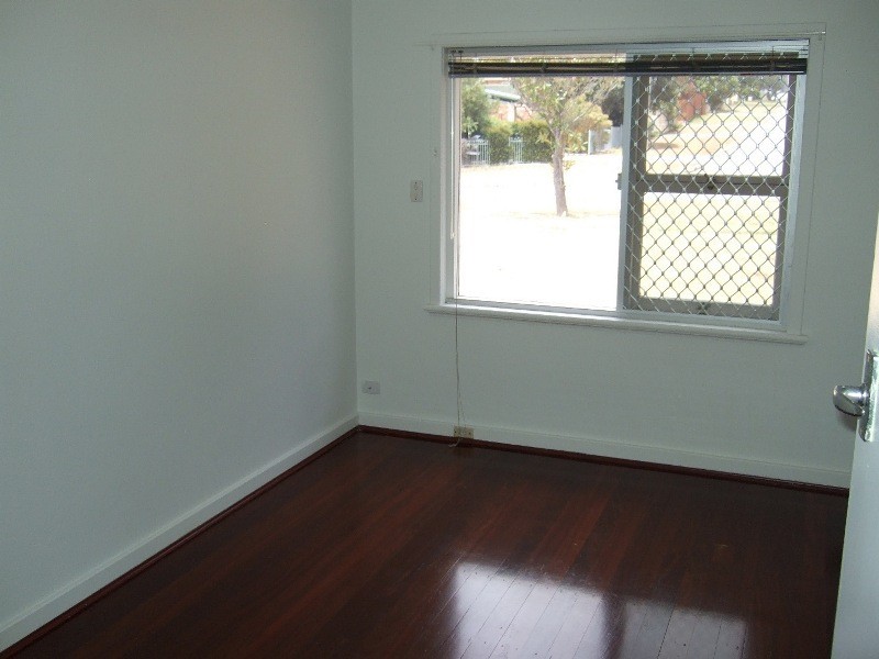 23 Harrison St, Willagee WA 6156