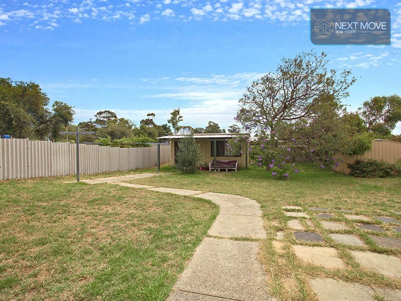 23 Bourbon Street, Hamilton Hill WA 6163