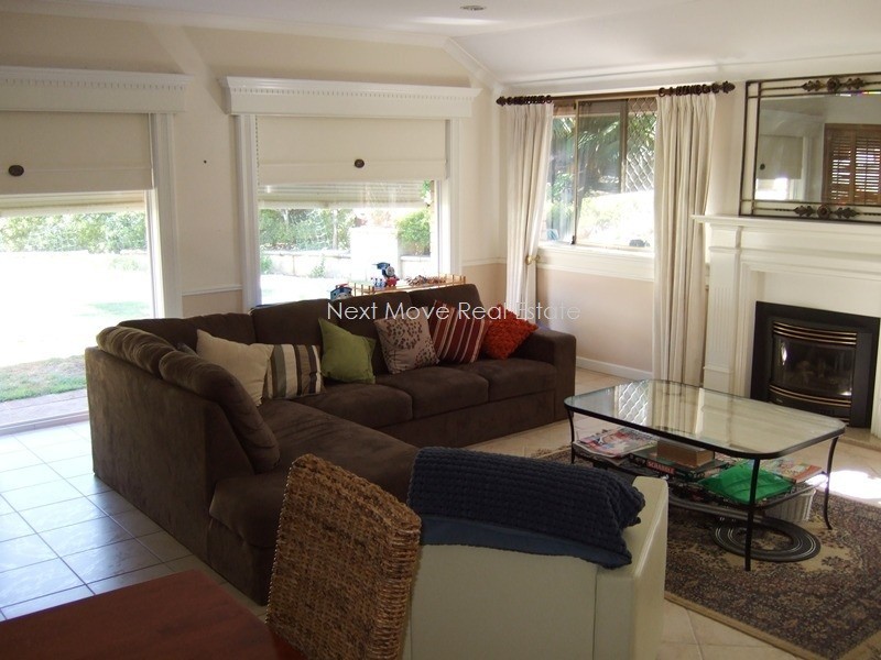 3 Saw Crt, Booragoon WA 6154