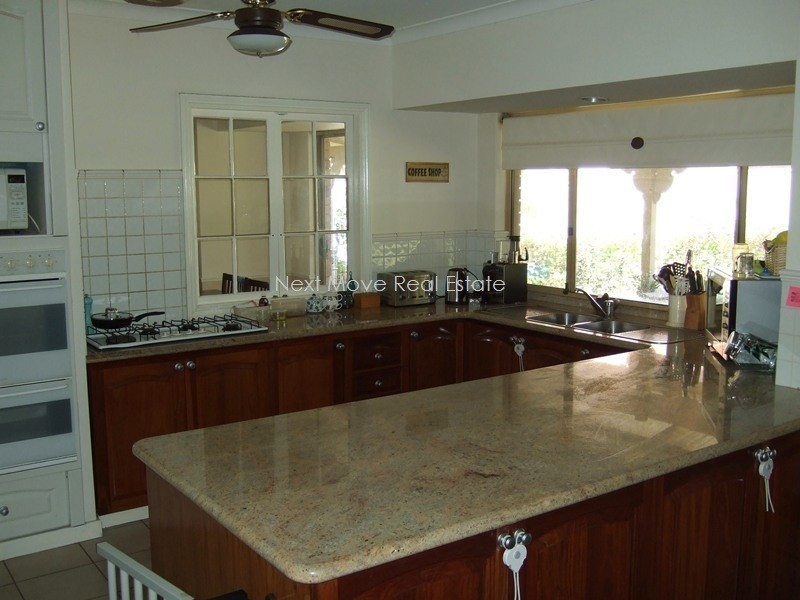 3 Saw Crt, Booragoon WA 6154