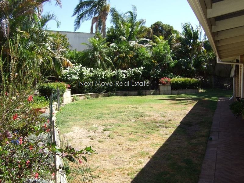 3 Saw Crt, Booragoon WA 6154