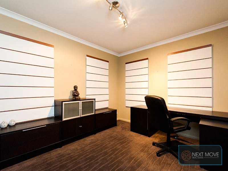 8b Shirley Ave, Mount Pleasant WA 6153