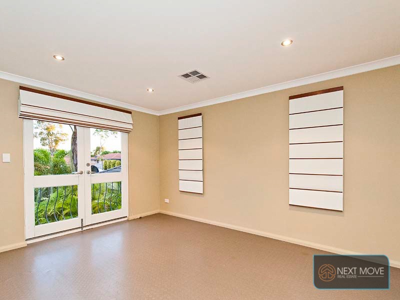 8b Shirley Ave, Mount Pleasant WA 6153