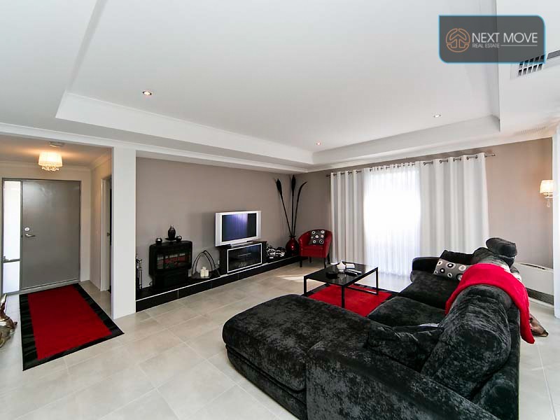 2a Lynn St, Hilton WA 6163