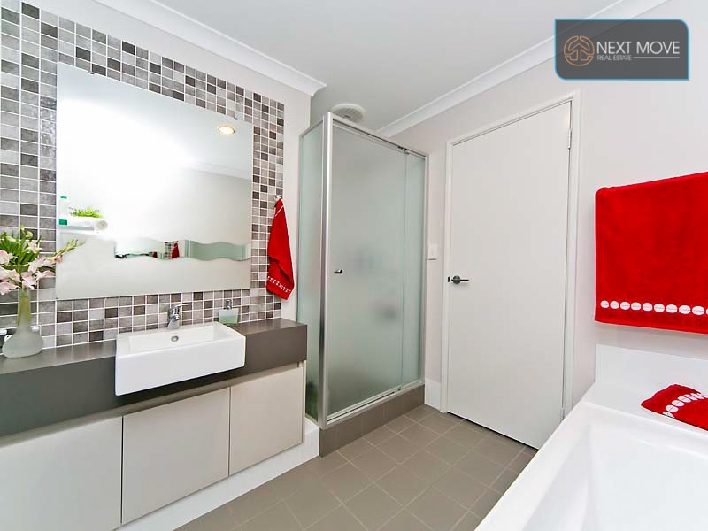 2a Lynn St, Hilton WA 6163