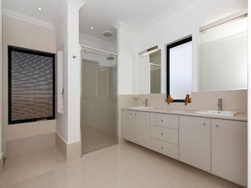 22 Belladonna Drive, Yangebup WA 6164