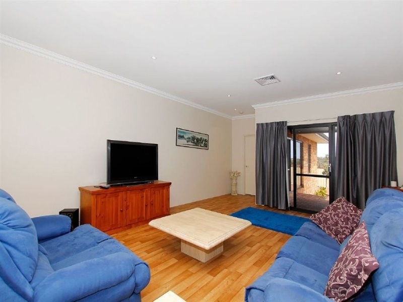 22 Belladonna Drive, Yangebup WA 6164