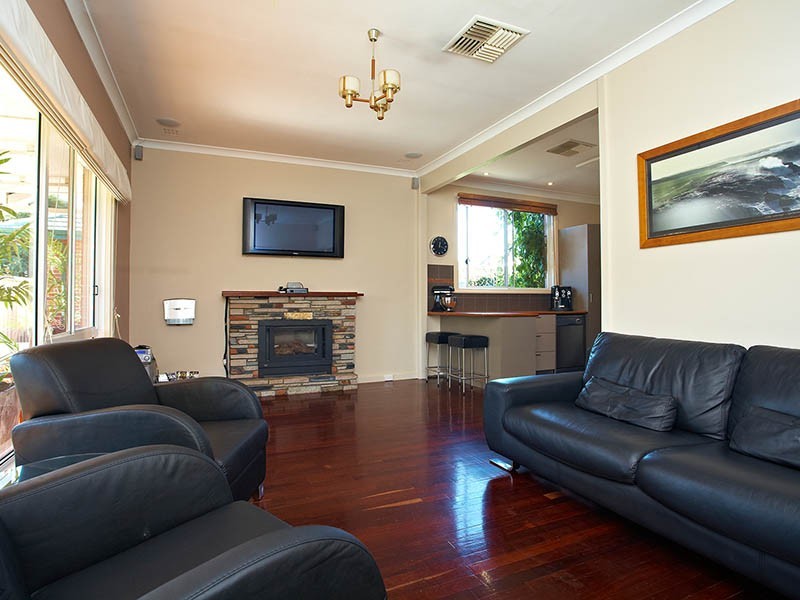 63 Archibald St, Willagee WA 6156