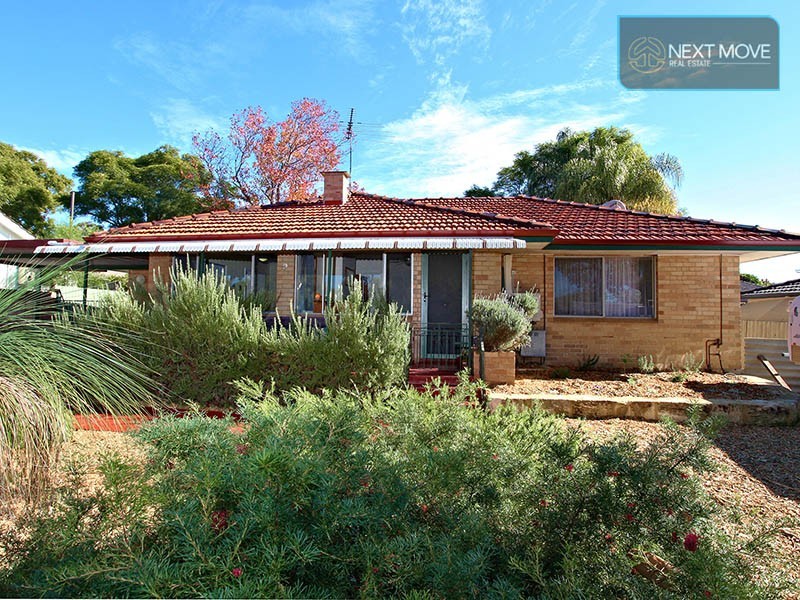 15 Chilton St, Willagee WA 6156