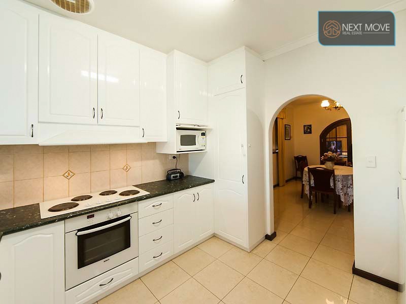 44 Fifth Ave, Beaconsfield WA 6162