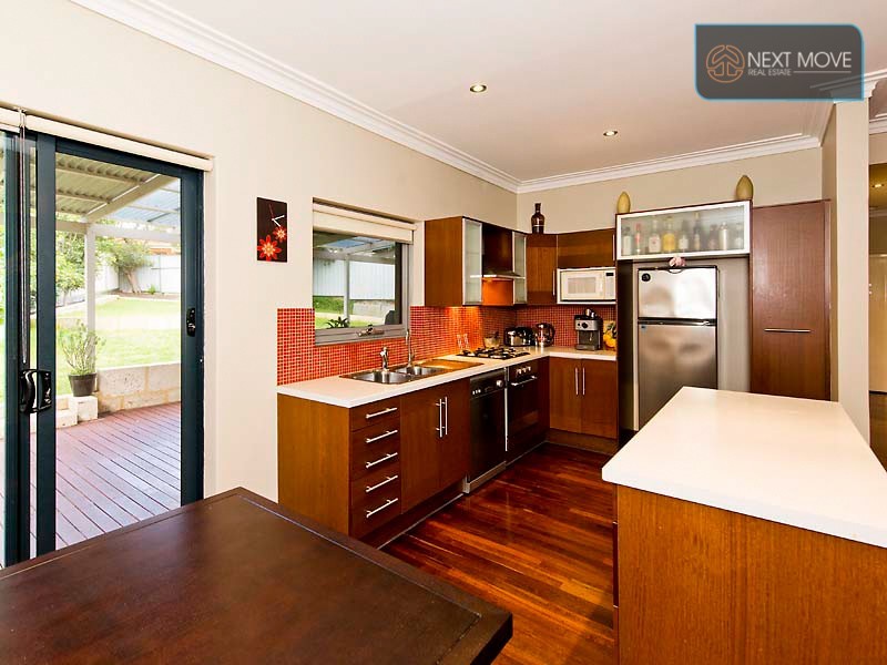 7a Bassett St, Willagee WA 6156