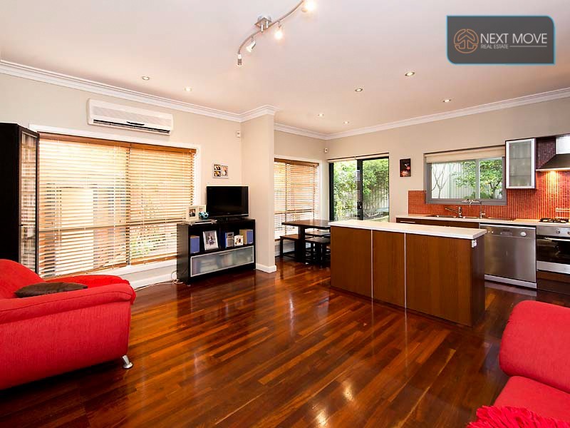 7a Bassett St, Willagee WA 6156