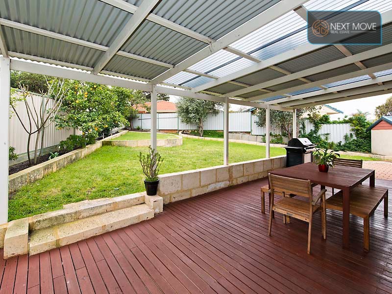 7a Bassett St, Willagee WA 6156
