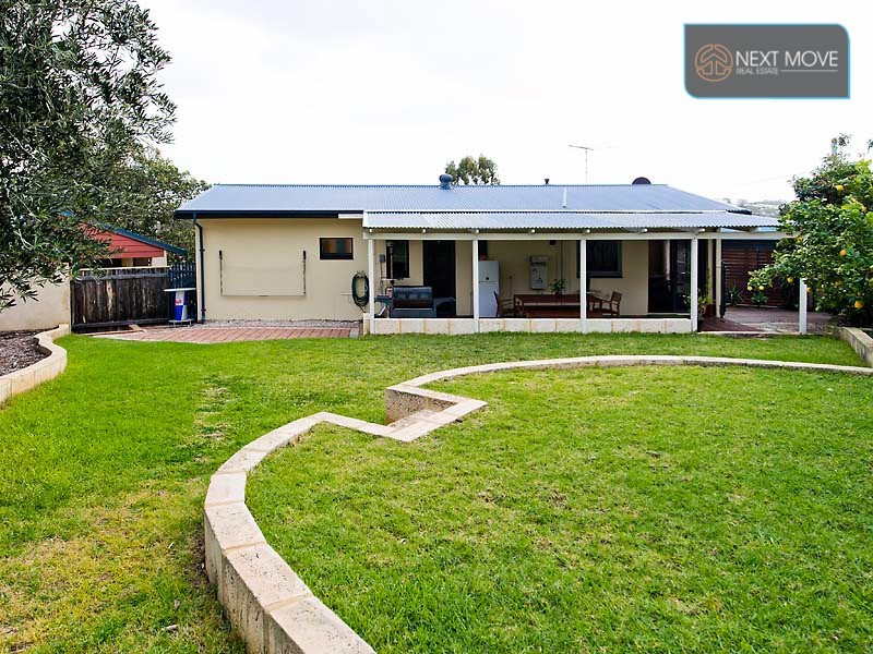 7a Bassett St, Willagee WA 6156