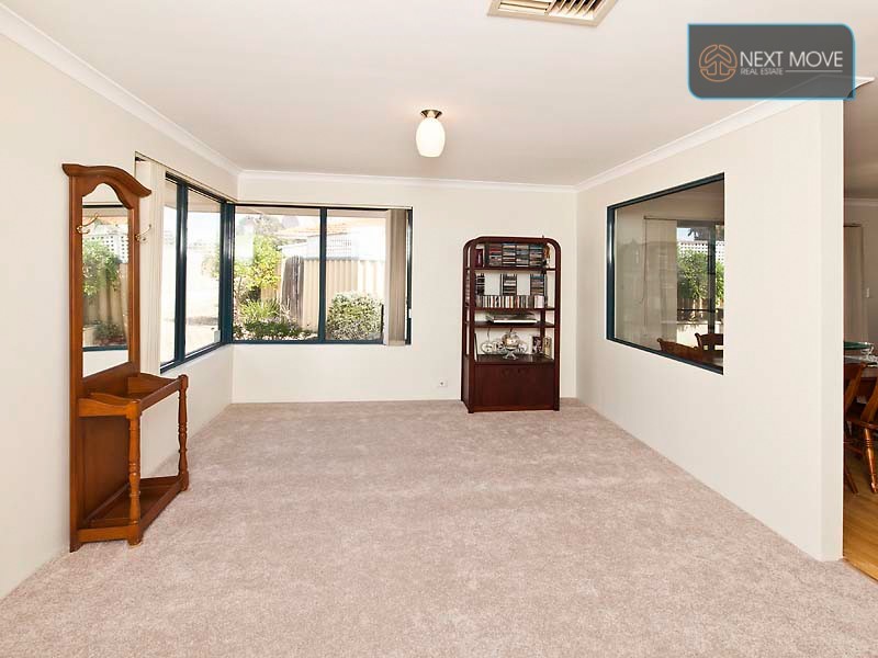 24a Tricourt Grove, Riverton WA 6148