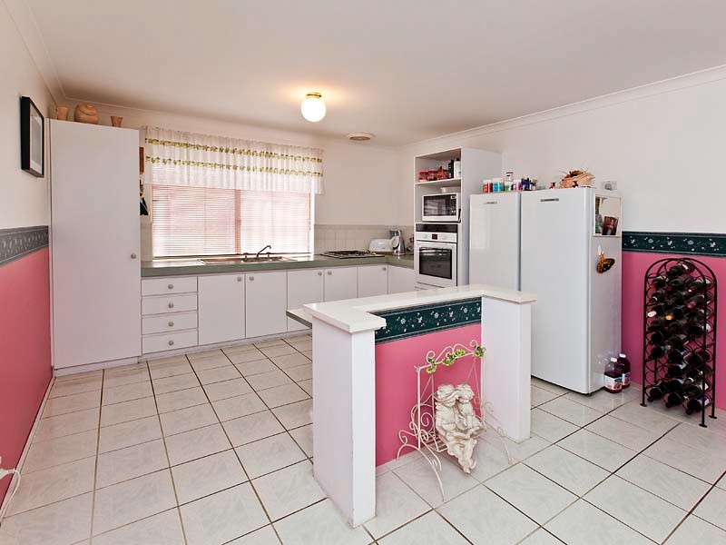 21 Galilee Place, Success WA 6164