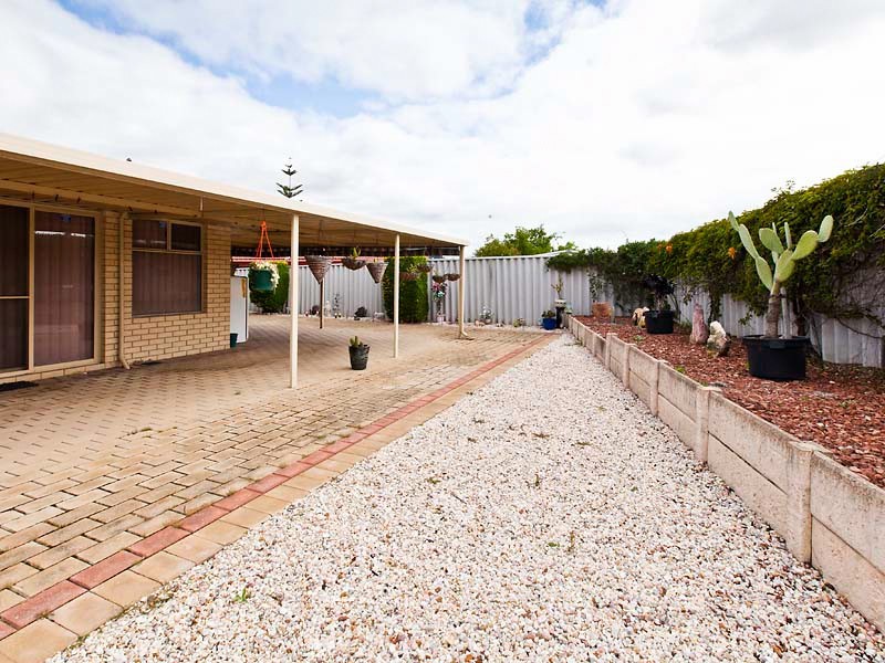 21 Galilee Place, Success WA 6164