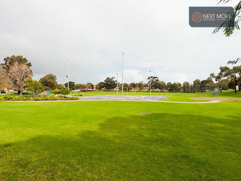 6 Horn Place, Willagee WA 6156