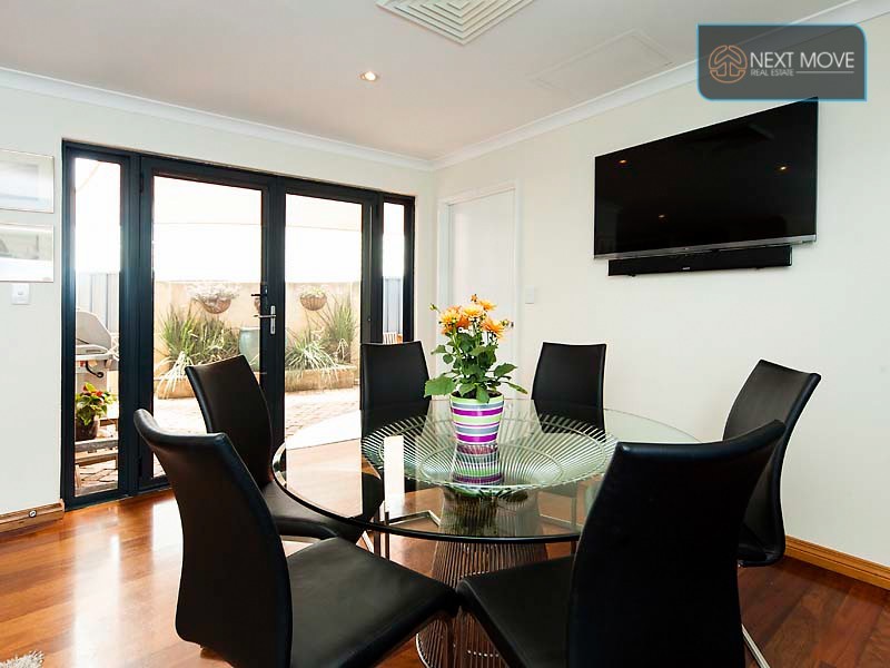 270a Carrington Street, Hilton WA 6163