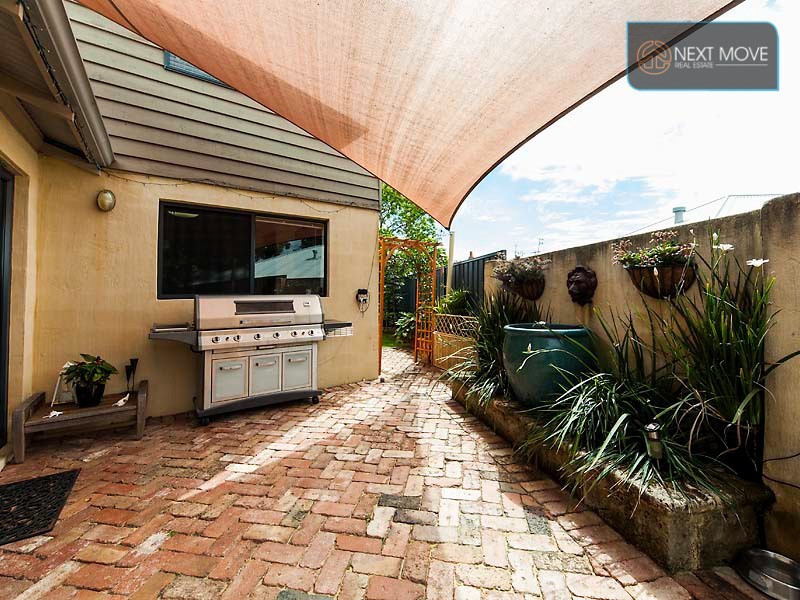 270a Carrington Street, Hilton WA 6163