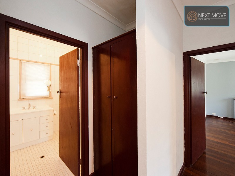 5 Denien St, Willagee WA 6156