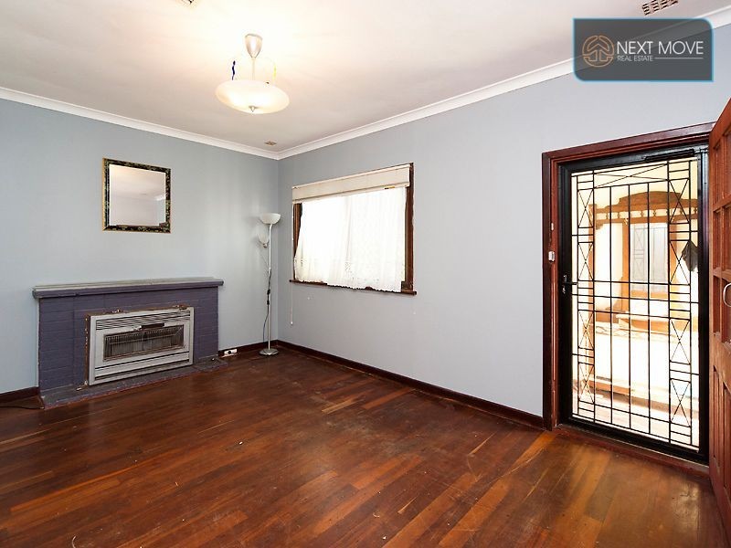 5 Denien St, Willagee WA 6156