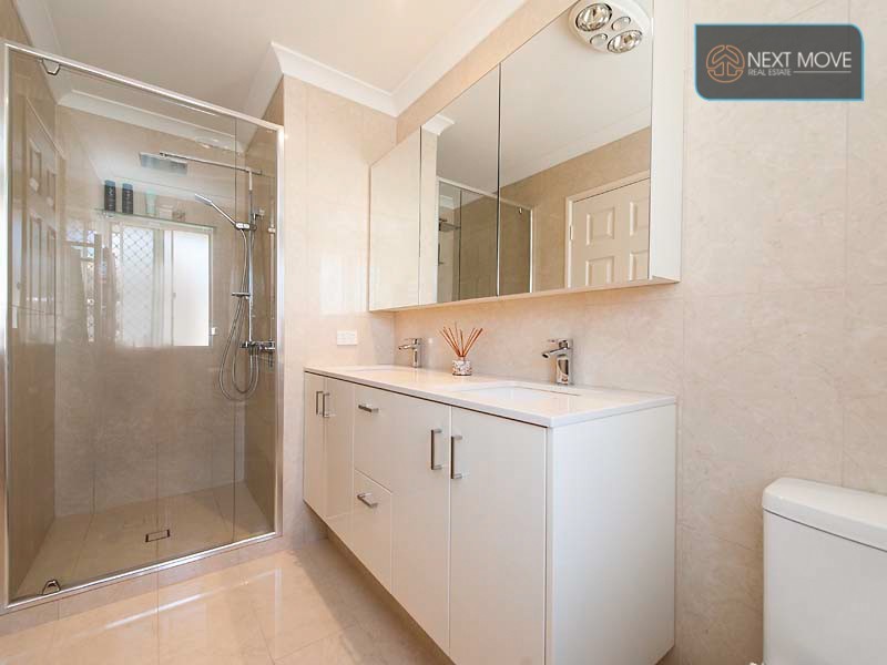 8 Barra Close, Leeming WA 6149