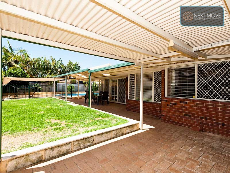 8 Barra Close, Leeming WA 6149
