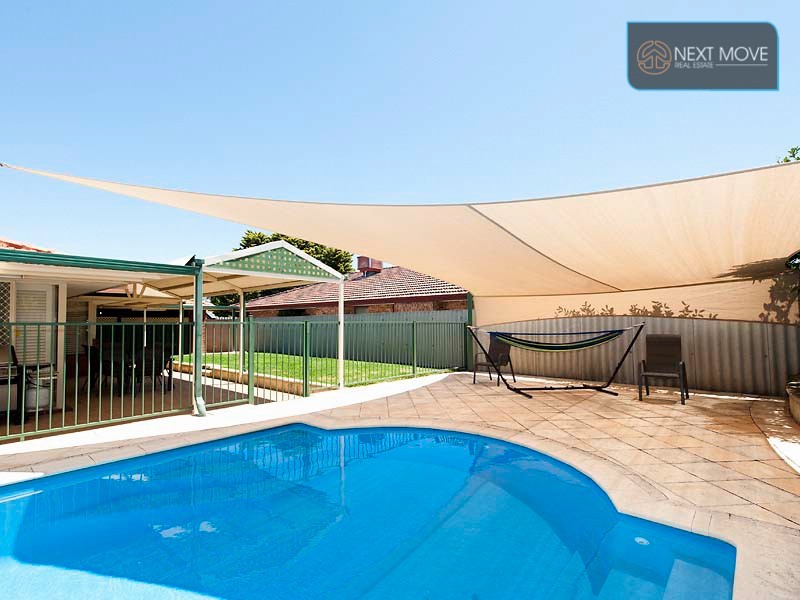 8 Barra Close, Leeming WA 6149