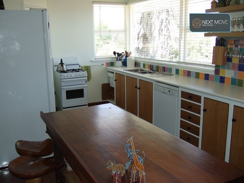 2 Rudge St, Willagee WA 6156