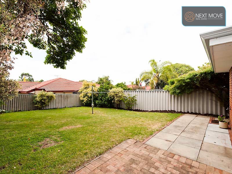 5 Milroy St, Willagee WA 6156