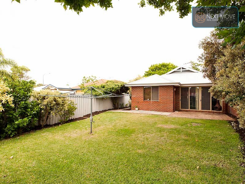 5 Milroy St, Willagee WA 6156