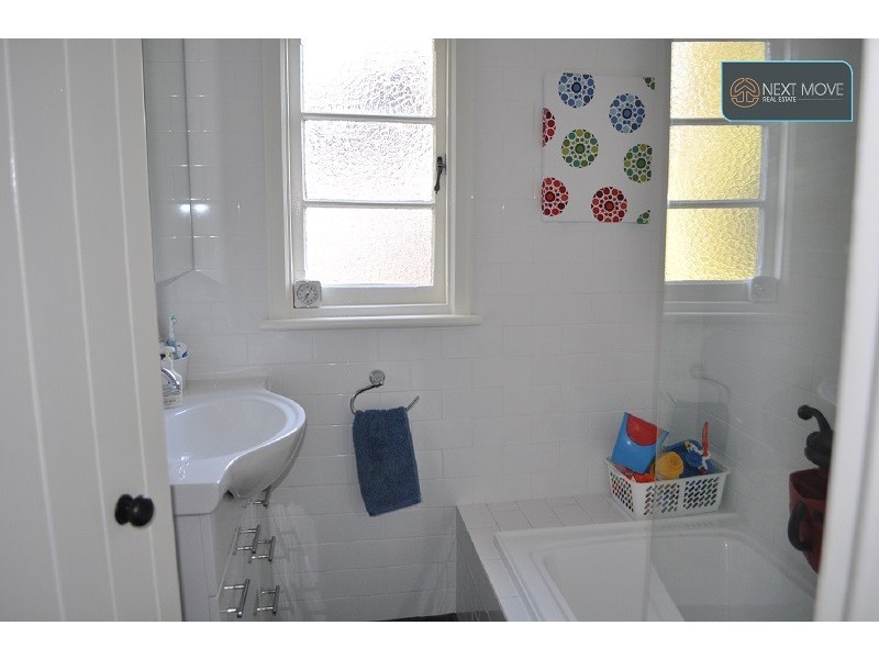 16 Finney St, Willagee WA 6156