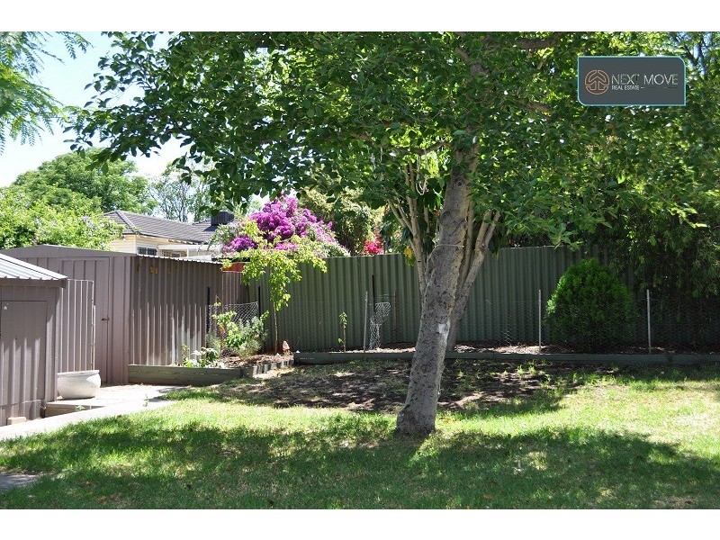 16 Finney St, Willagee WA 6156