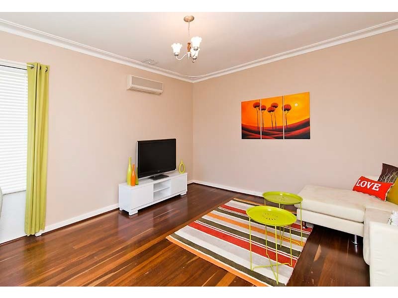 54 Arkwell St, Willagee WA 6156