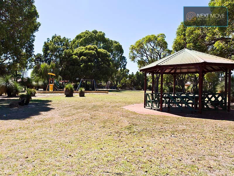 34 Malone St, Willagee WA 6156