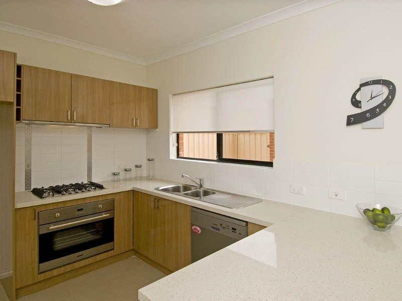 27/9 Healy Rd, Hamilton Hill WA 6163