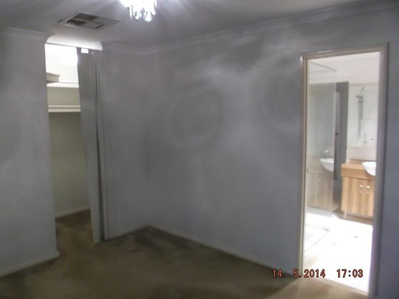 2/67 Upton St, St James WA 6102