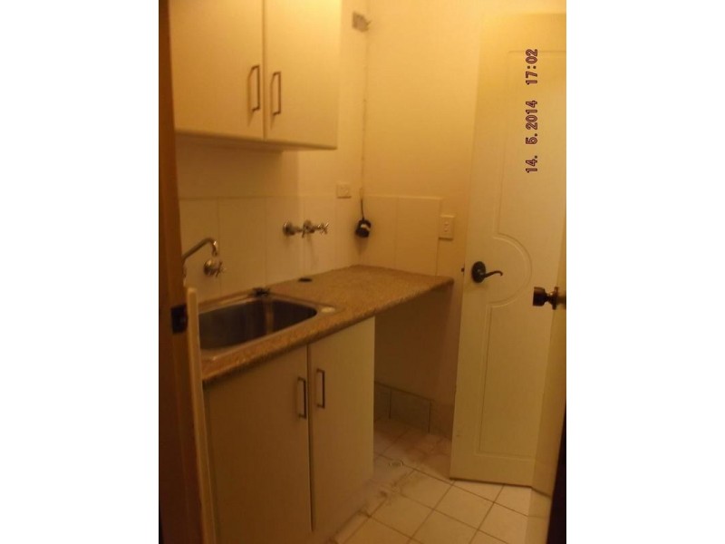 2/67 Upton St, St James WA 6102