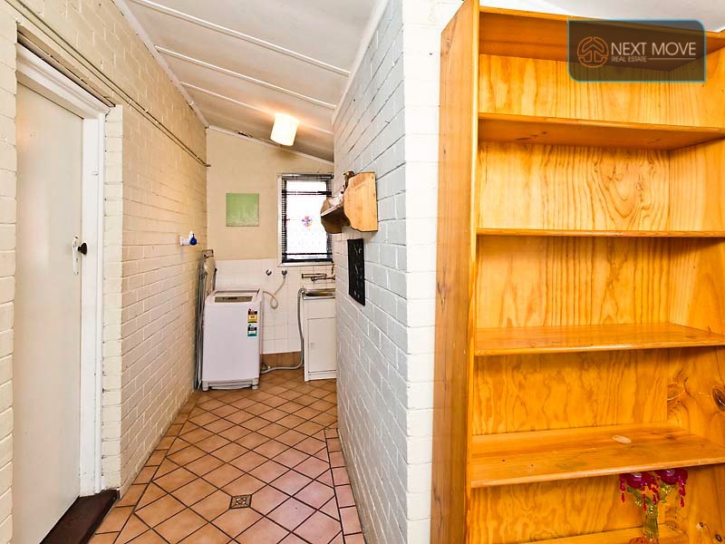 34 Malone St, Willagee WA 6156